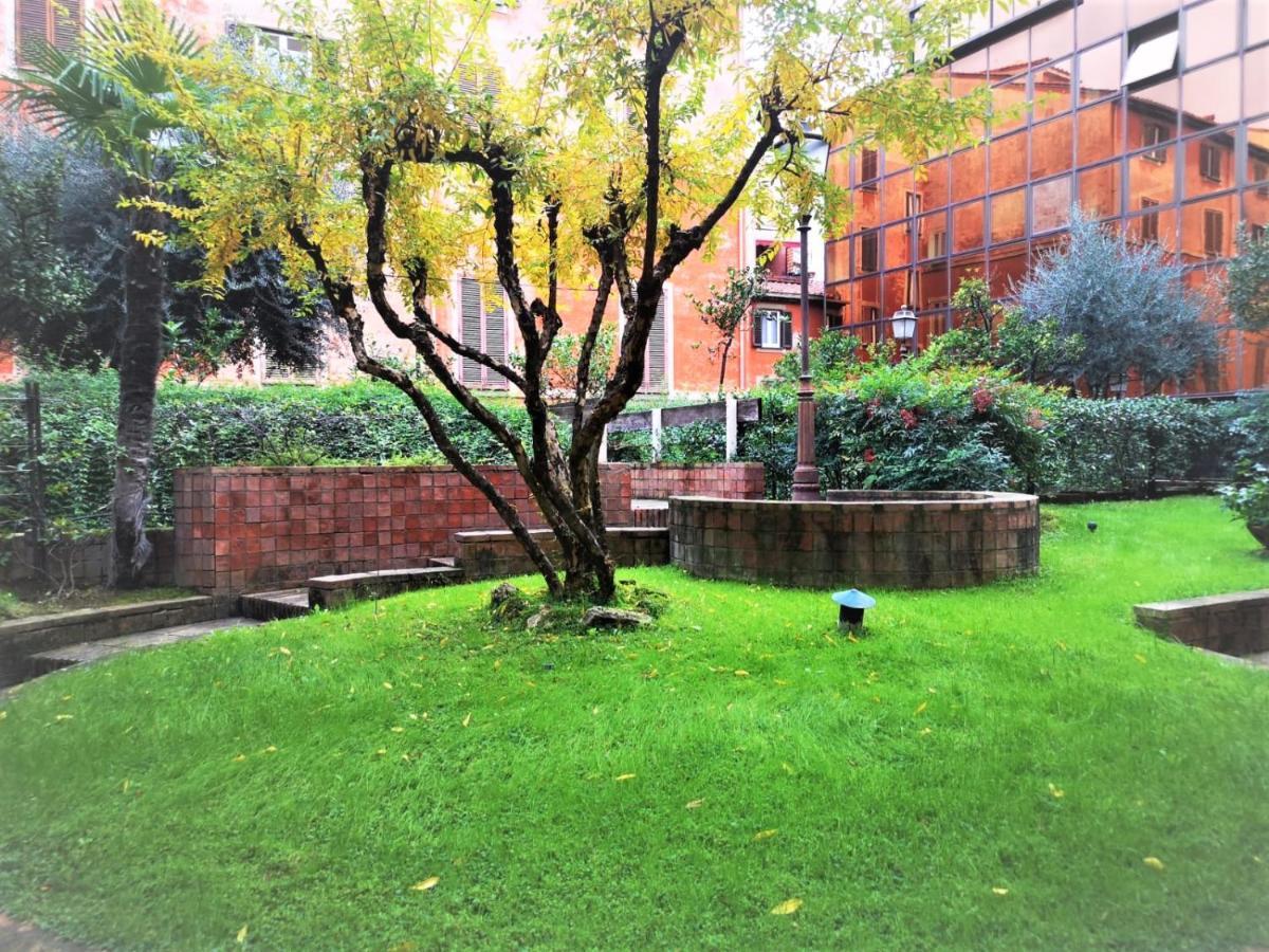 Trevi Nice Holiday - Luxury Apartment Rom Exterior foto